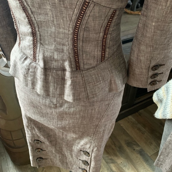 Three piece BeBe suit matching jacket, pants, and skirt - Picture 6 of 7